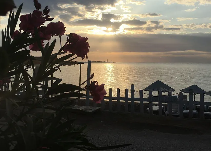 Hotel Aristo Ayvacik (Canakkale)